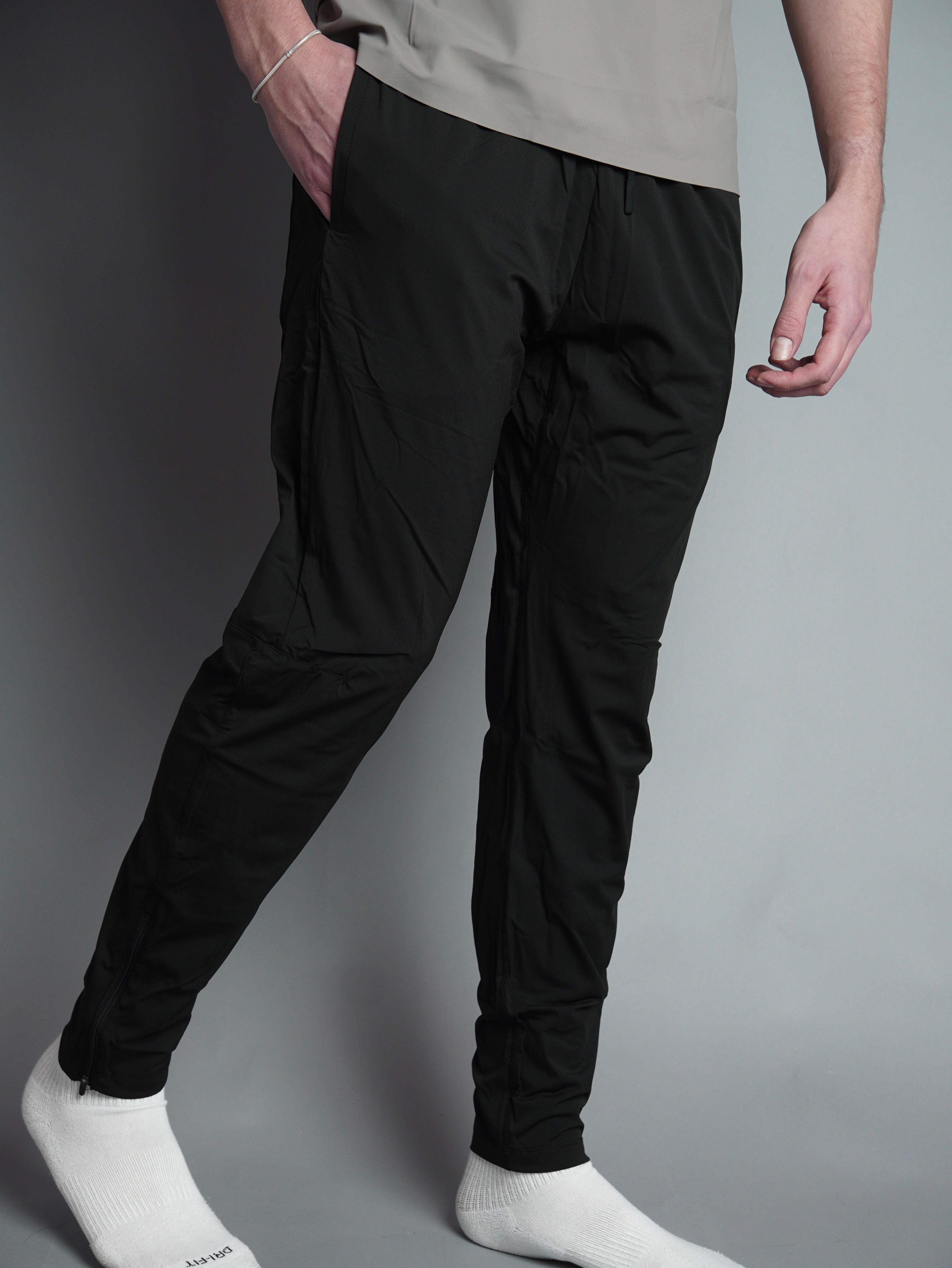 Sierra Jogger - Negro