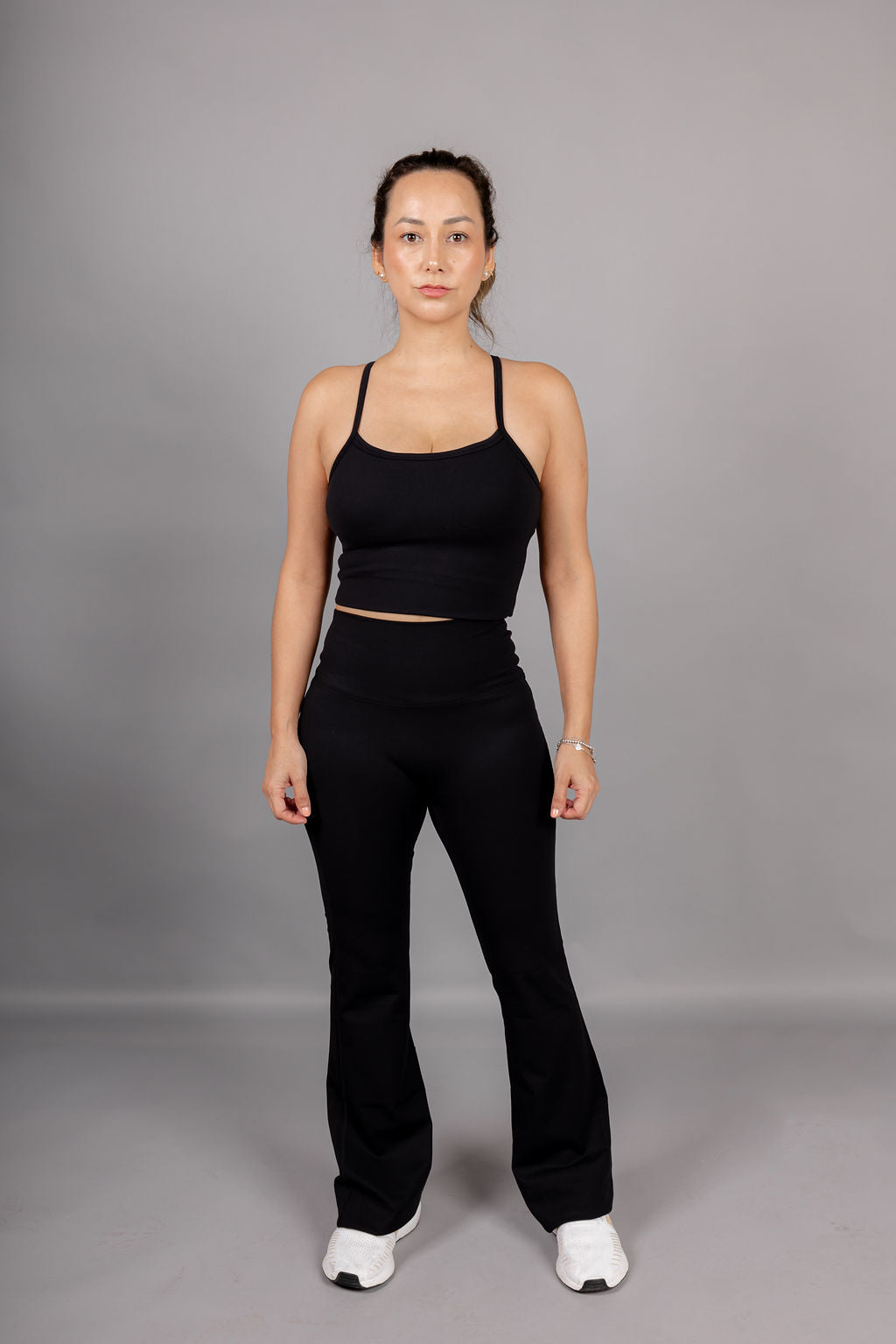 Alure Leggings Acampanados - Negro